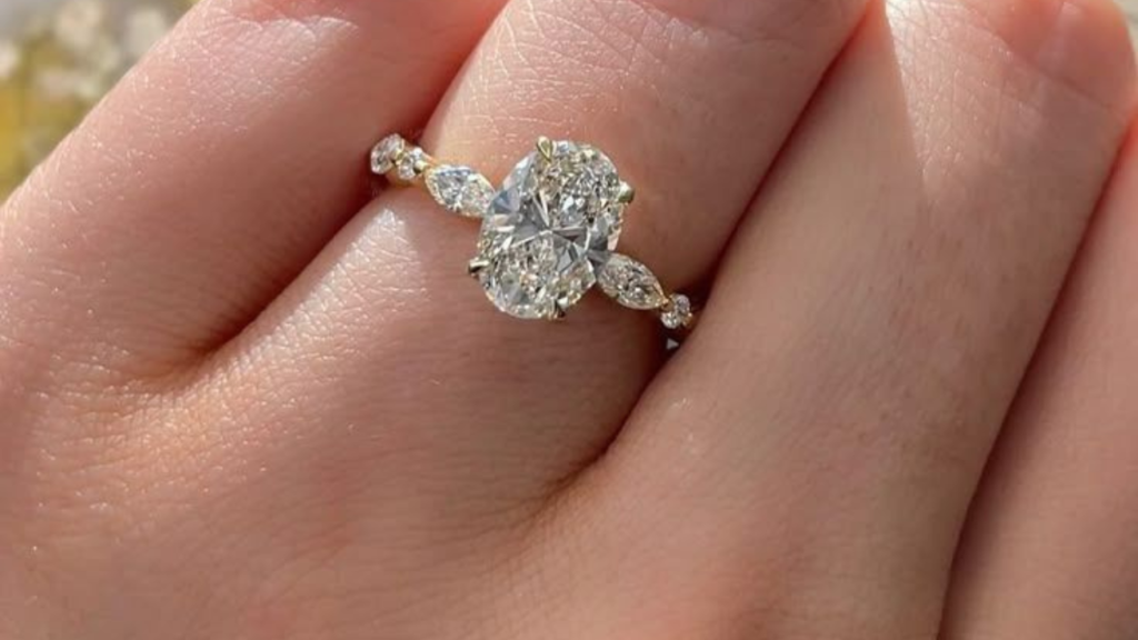 Oval Engagement Rings 2026