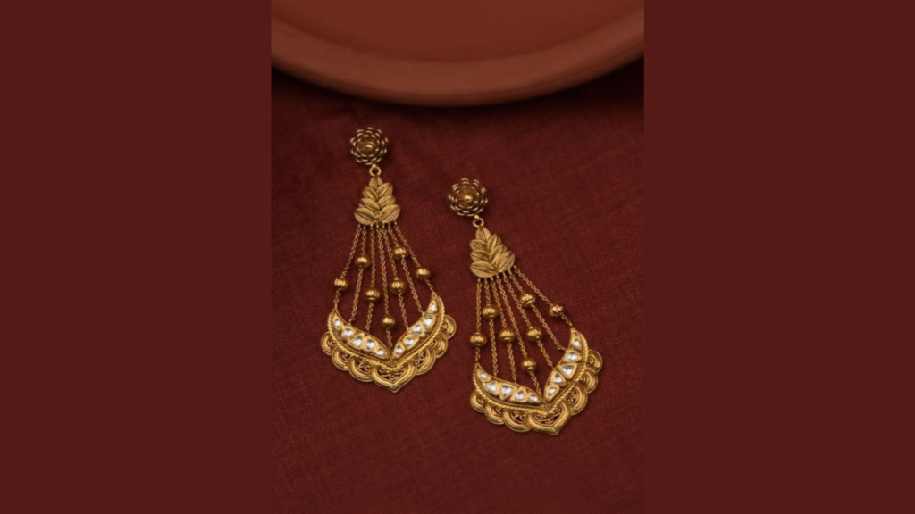 Gold Antique Earrings 2026
