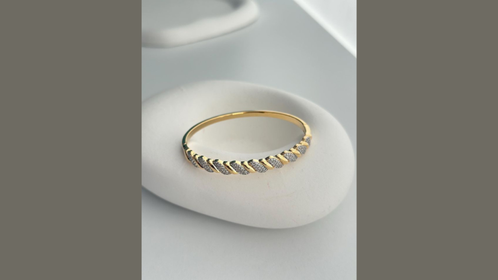 Diamond Gift for Mom 2026