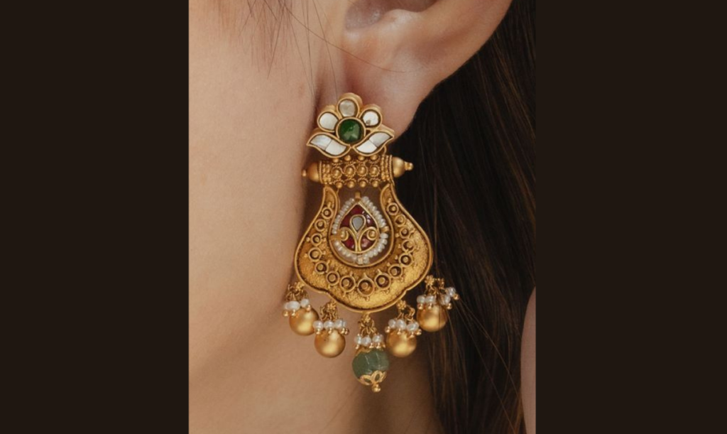 Antique Gold Earrings 2026