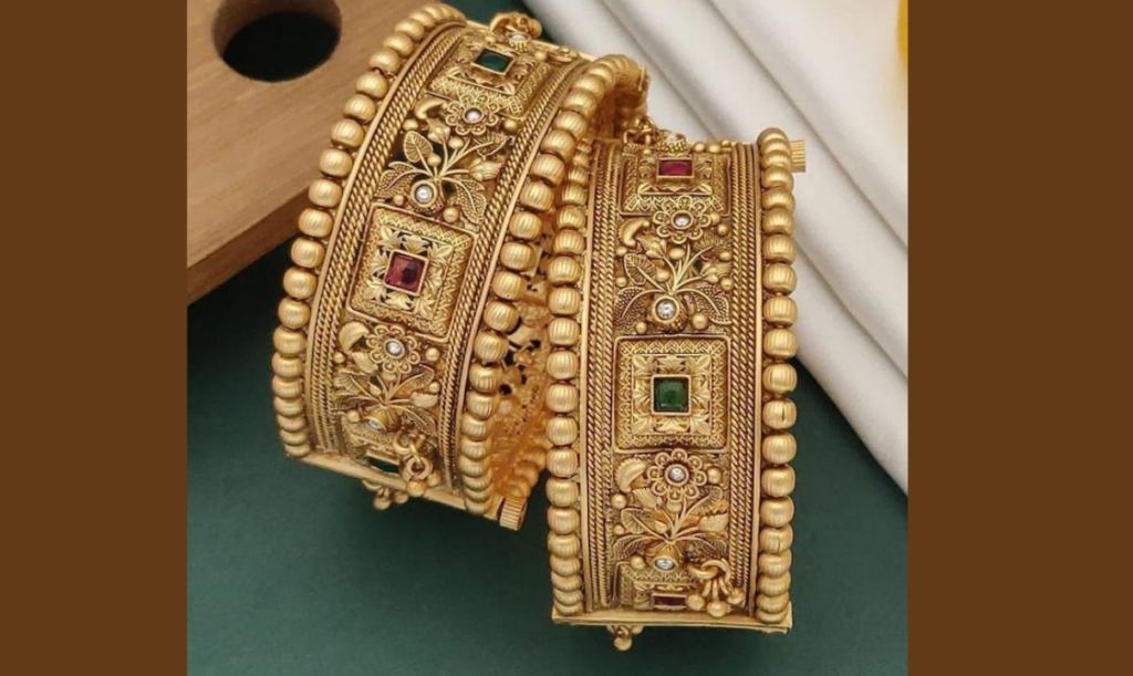 Antique Bangles 2026